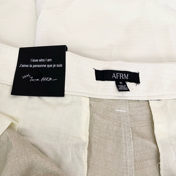 NEW AFRM Vegan Leather Ivory Pants  Kimmie Hi-Rise Wide Leg Cut Out Croc Size 31 - Picture 10 of 14